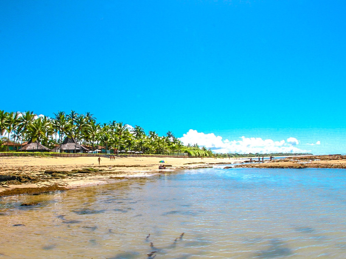 Praia do Mucugê: mar perto do centro — matéria da Rede Bem Bahia de Hotéis