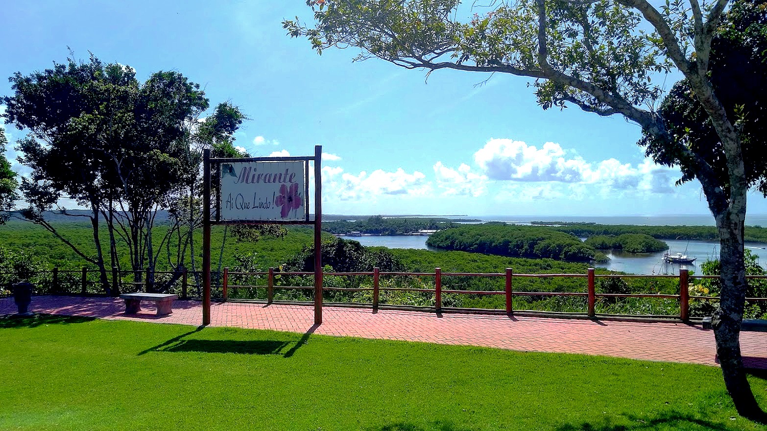 Mirante "Ai Que Lindo!" (Cabrália)