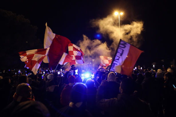 Arrivo squadra allo stadio (212).jpg