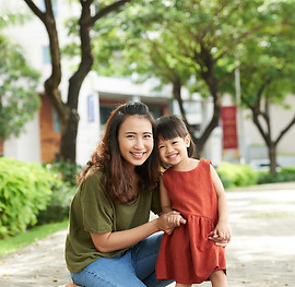 mother-and-daughter-K6495UT.jpg