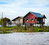 landscape-view-of-traditional-wooden-hou