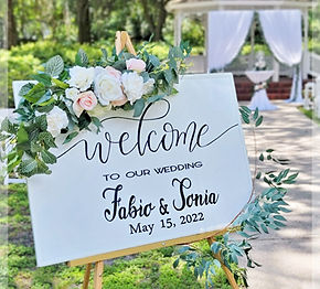 White welcome sign