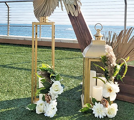 Gold Lanterns