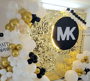 Michael Kors Gold Balloons Backdrop_edit