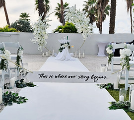 Aisle runner sign