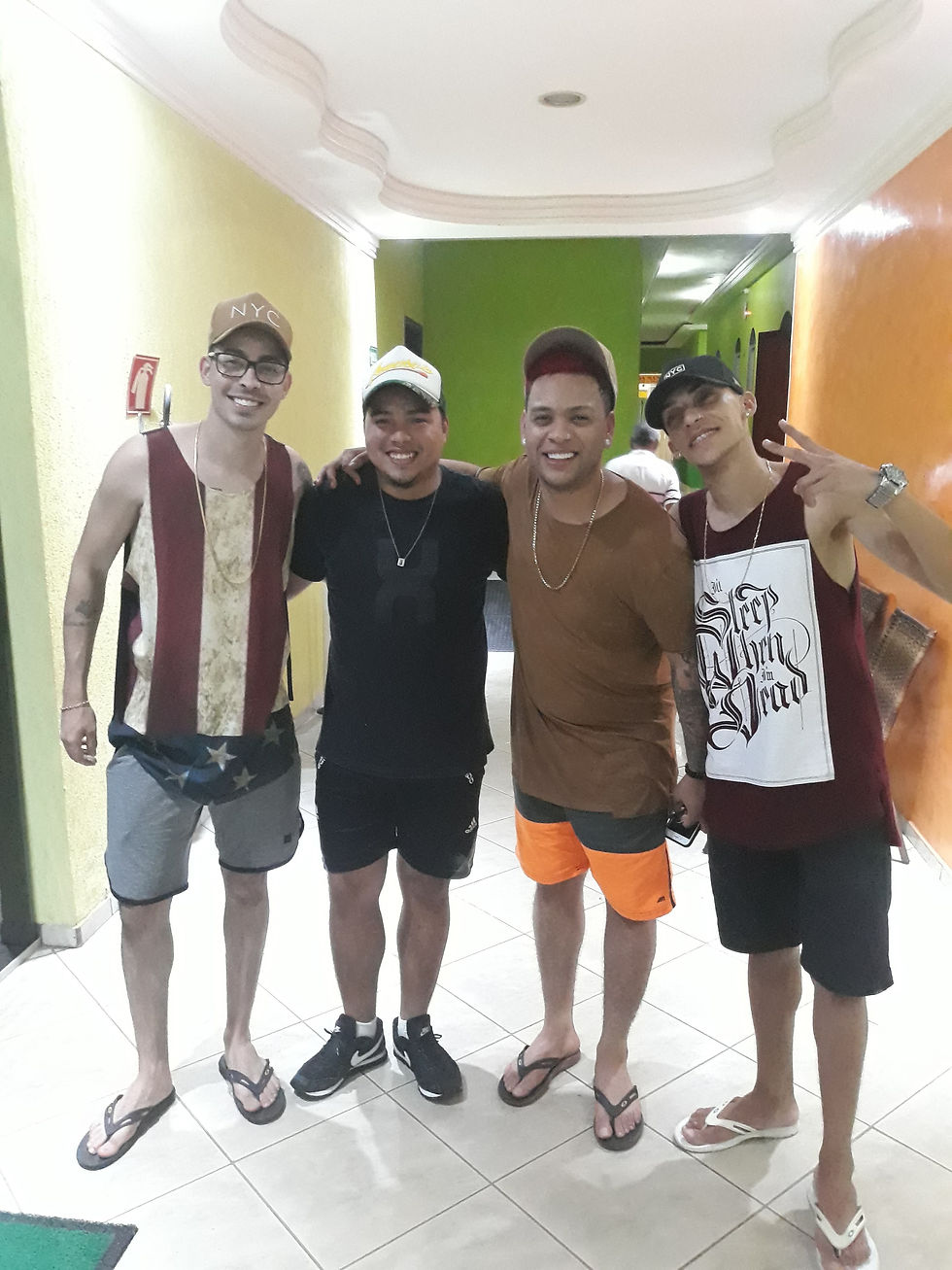 Com Os Cretinos