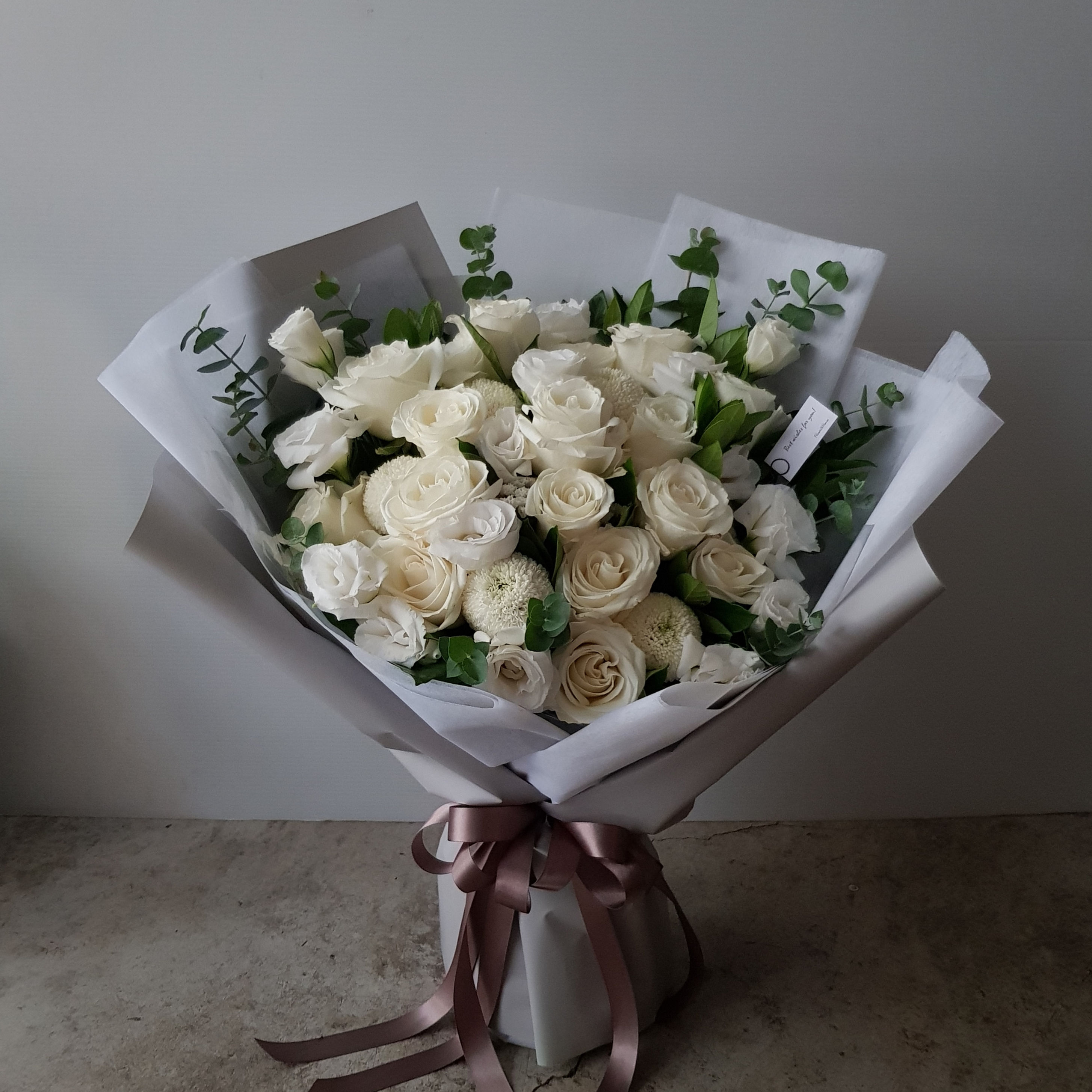 鮮花｜白色系特級玫瑰桔梗花束