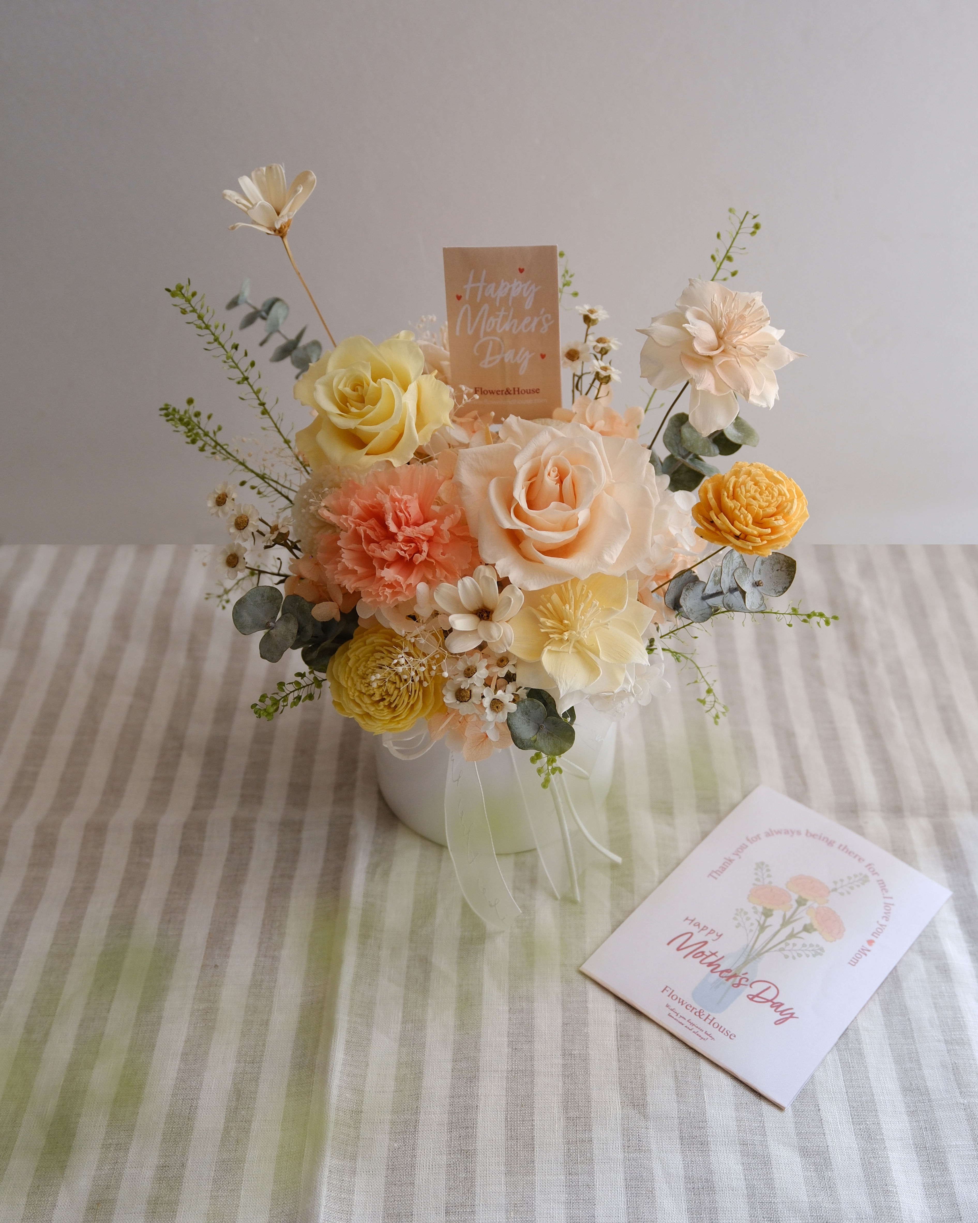 永生花+乾燥花∣永恆春日∣永生玫瑰/康乃馨桌花∣橘黃