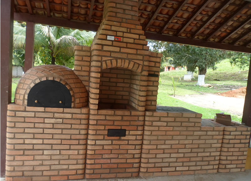 Churrasqueira, forno e fogão a lenha em Residência (foto 2)