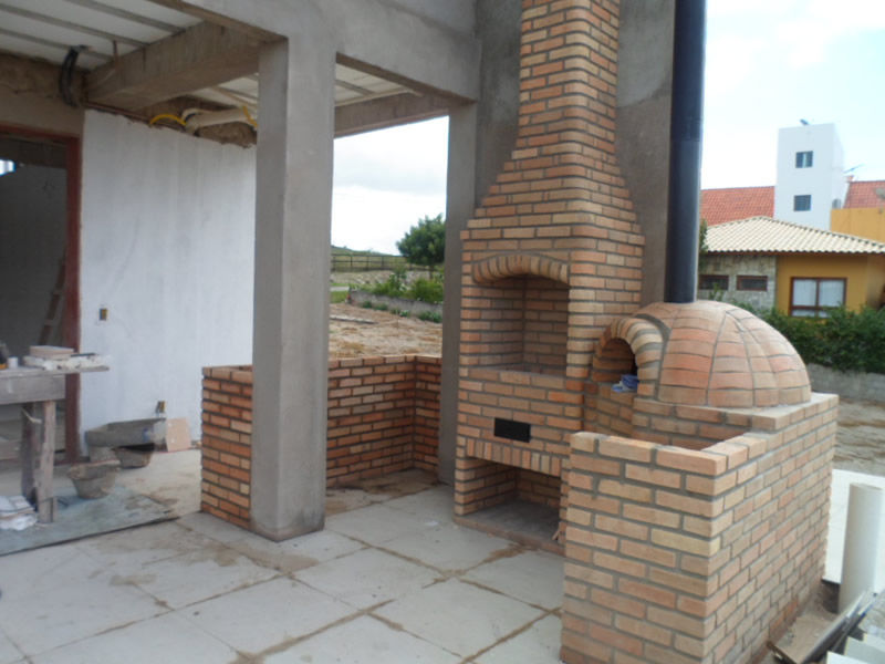 Churrasqueira, forno e balcão passa-prato em Cond. Monte Castelo (foto 2)