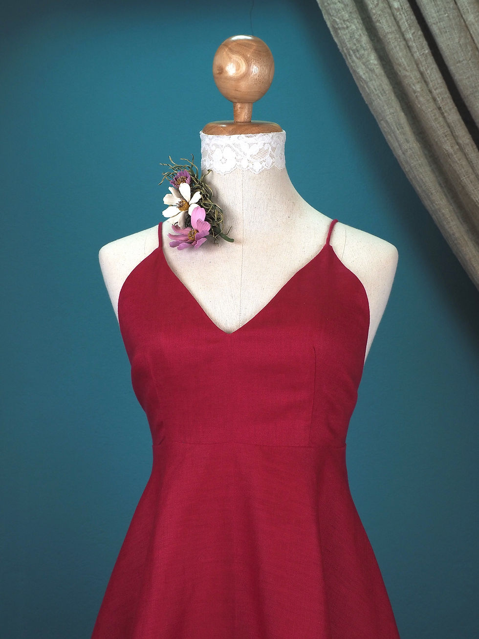 ภาพขนาดย่อ: ผ้าลินิน Sundress เชอร์รี่