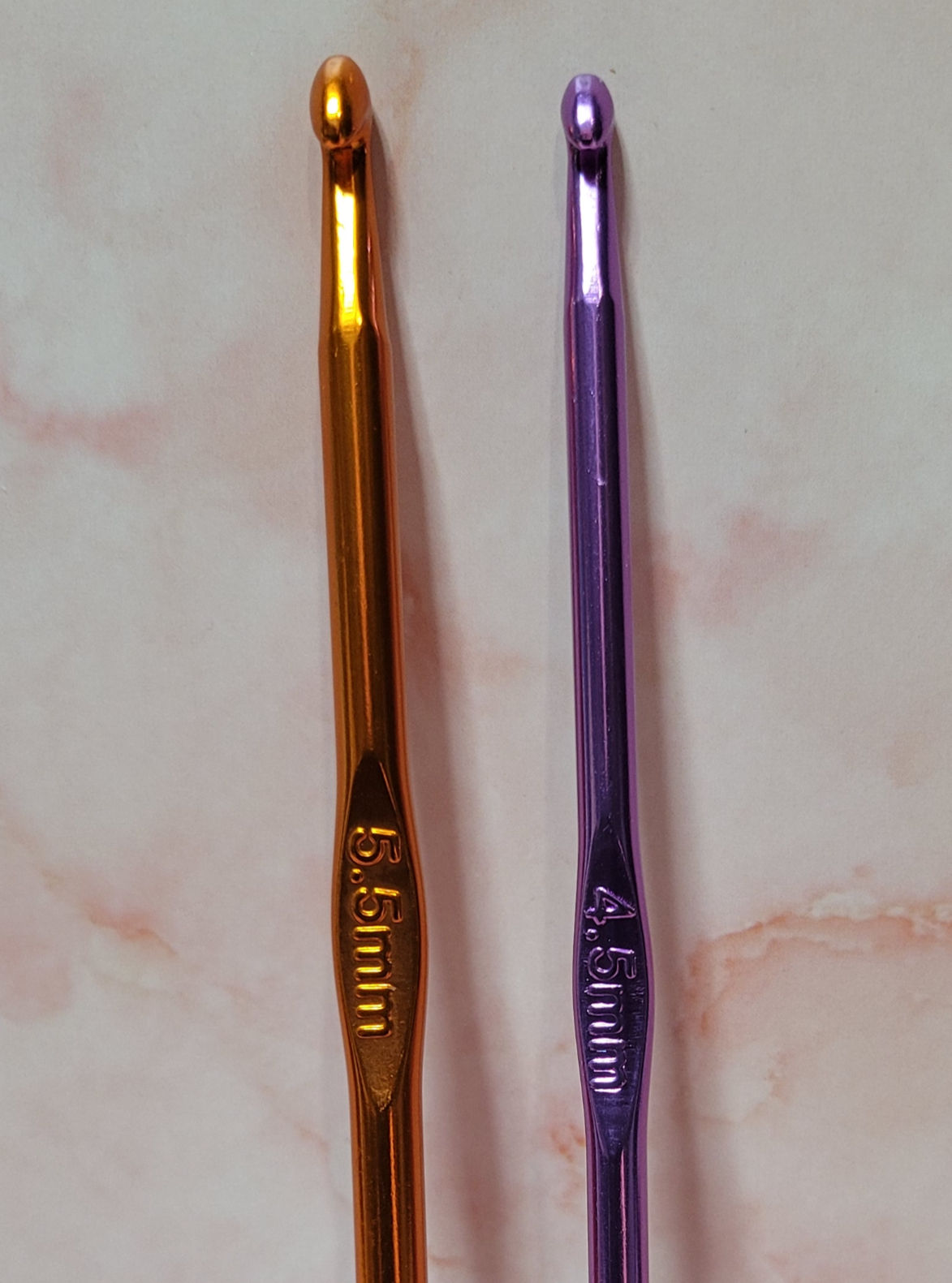Crochet Hooks Set Ergonomic Yarn Hooks for Beginners