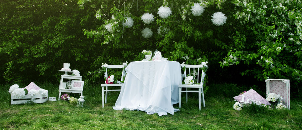 scented candles for your wedding