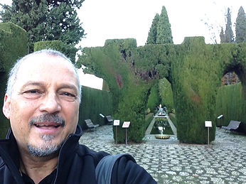 Granada_Me at Generalife Gardens_edited.