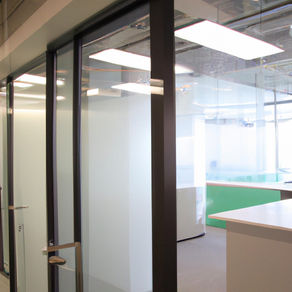Utilizing Glass Partitions to Divide Large Spaces