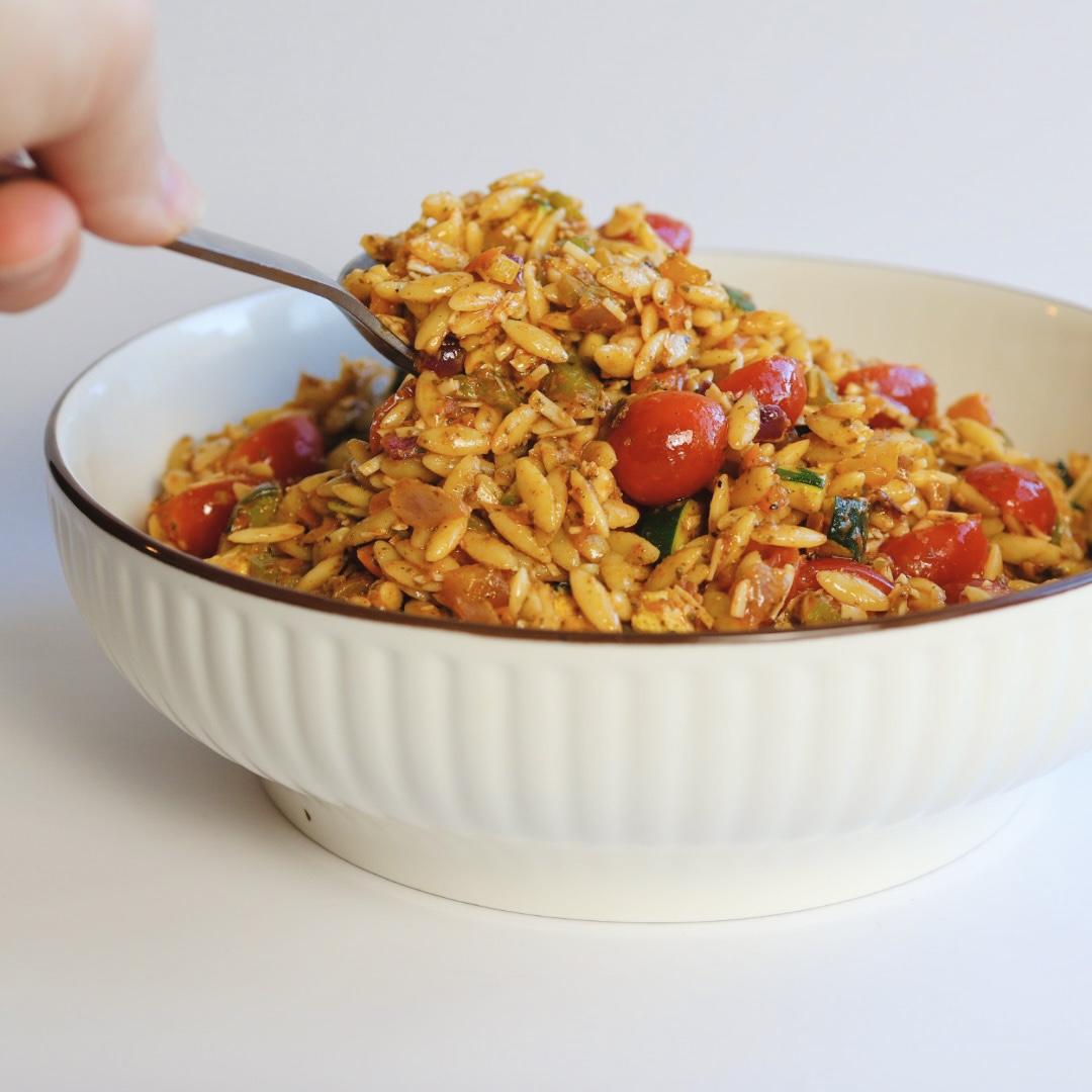 Salade d'orzo au pesto & légumes grillés