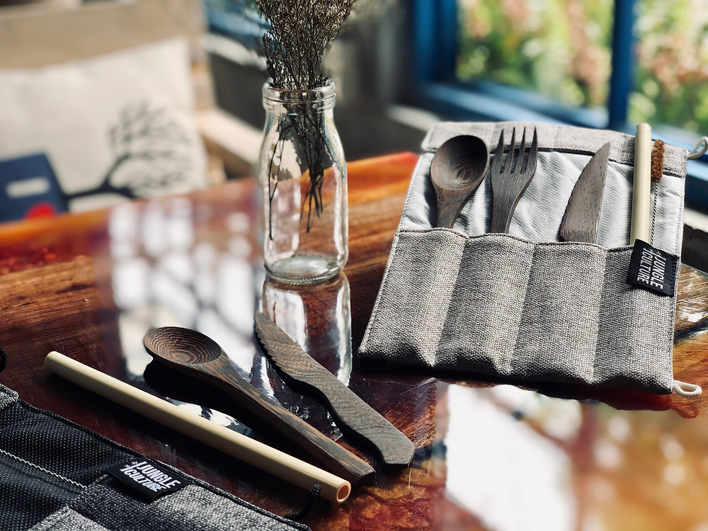 Ethical organic biodegradable picnic travel wooden cutlery set