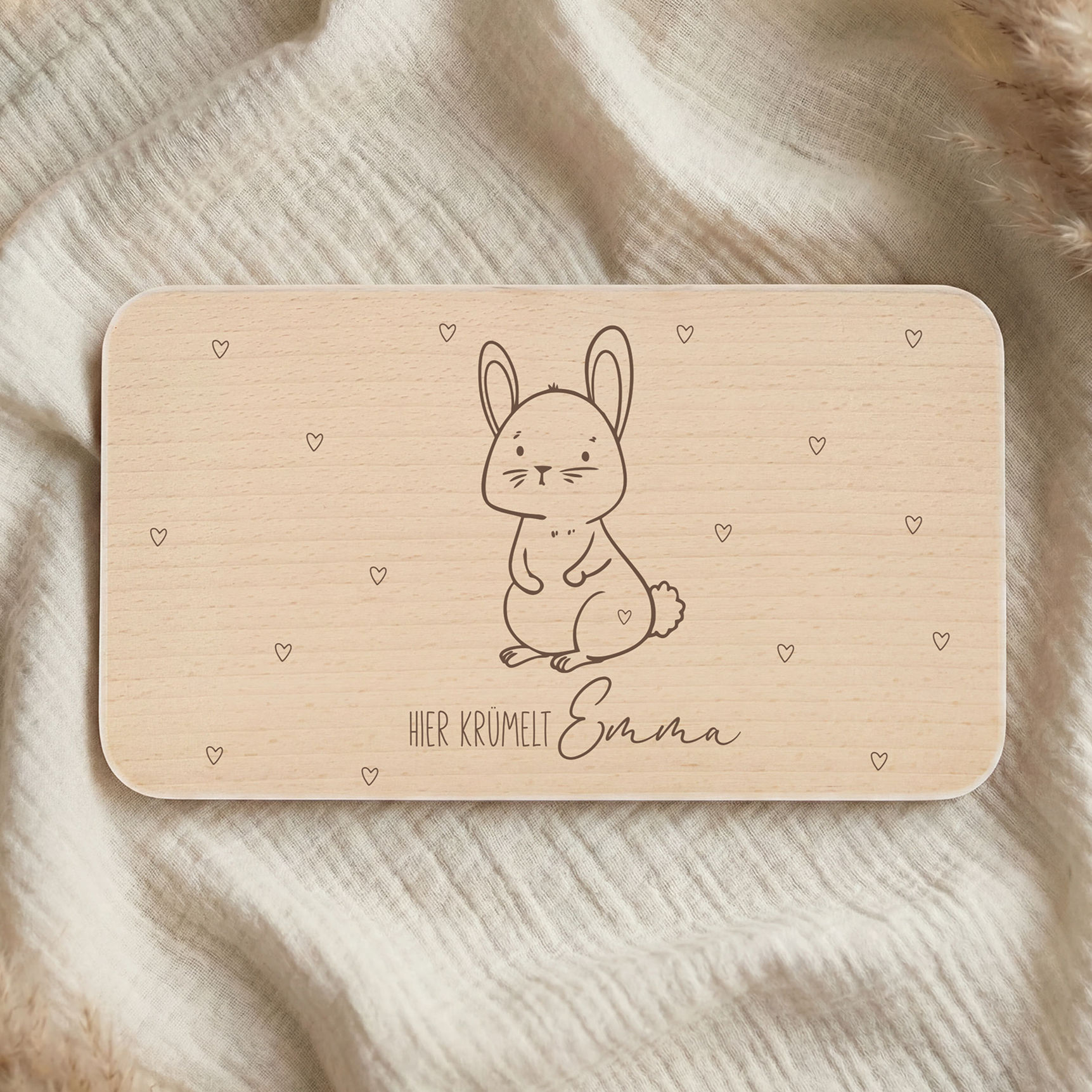 Personalisiertes Frühstücksbrett Hase mit Name – Holzbrett für Kinder