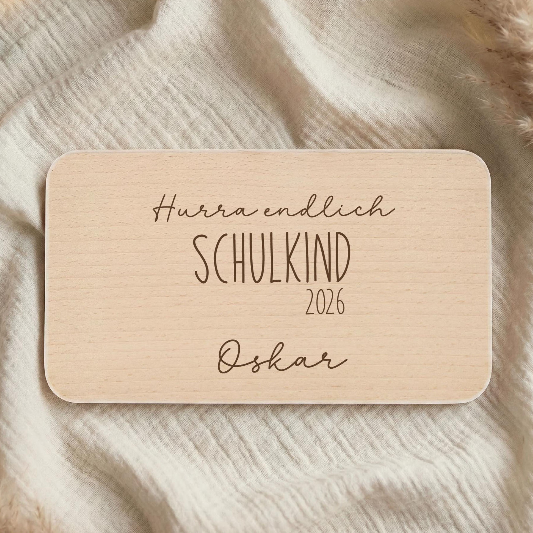 Personalisiertes Frühstücksbrettchen zur Einschulung mit Name & Jahr