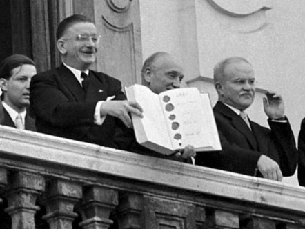 "Osterreich ist frei"