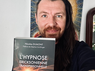 ⚡️ Ce que je pense de l'hypnose transpersonnelle de Nicolas Dumont (Article & video) ⚡️