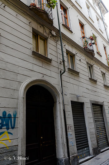 Torino Via Barbaroux 7, la Casa degli Spettri. Foto di Giusi Virgilio