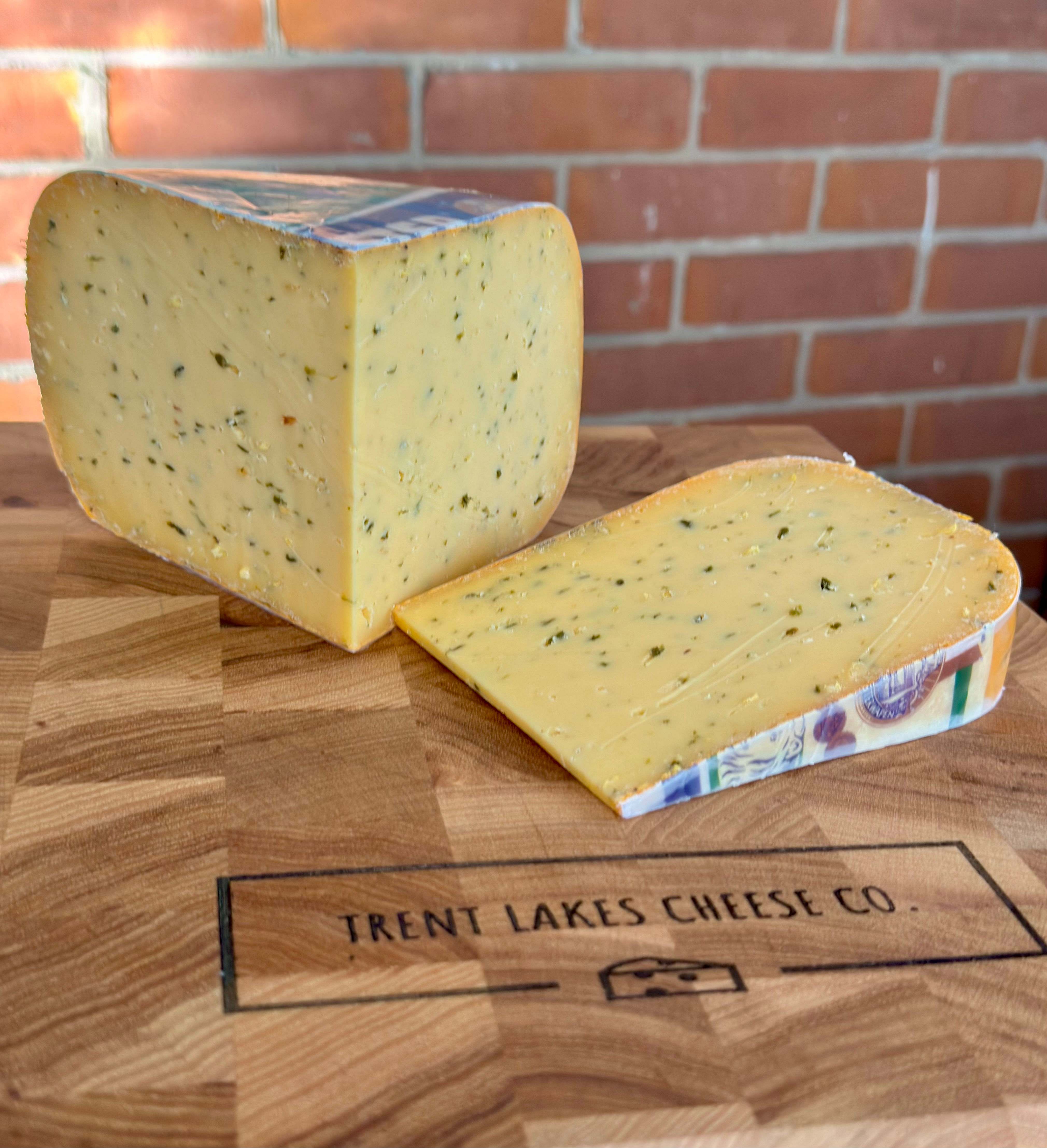 Beemster Hatch Pepper Gouda