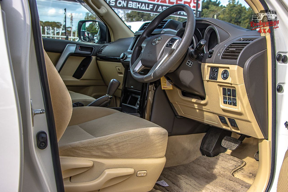 Thumbnail: Toyota Land Cruiser Prado TX