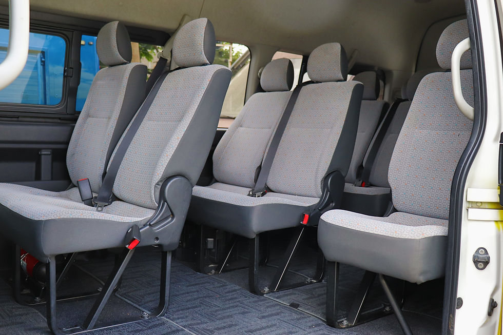 Thumbnail: TOYOTA HIACE 9L