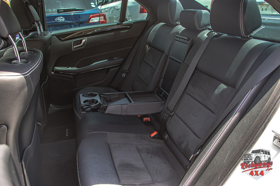 Thumbnail: Mercedes Benz E250