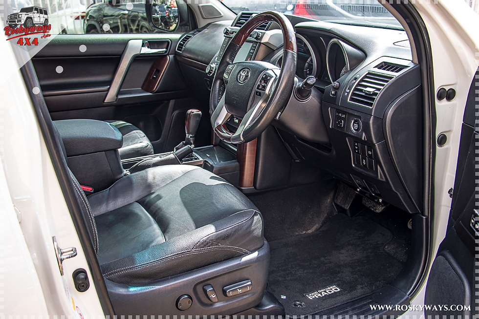 Thumbnail: Toyota Land Cruiser Prado VX-L