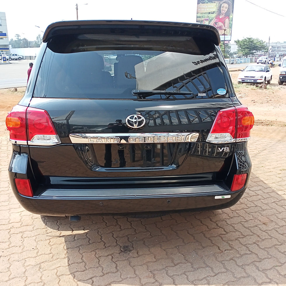 Thumbnail: TOYOTA LANDCRUISER V8