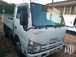 isuzu-elf-truck-2013-white-1_7jpg