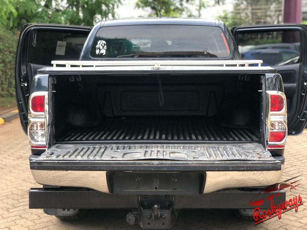 Thumbnail: TOYOTA HILUX Invincible 