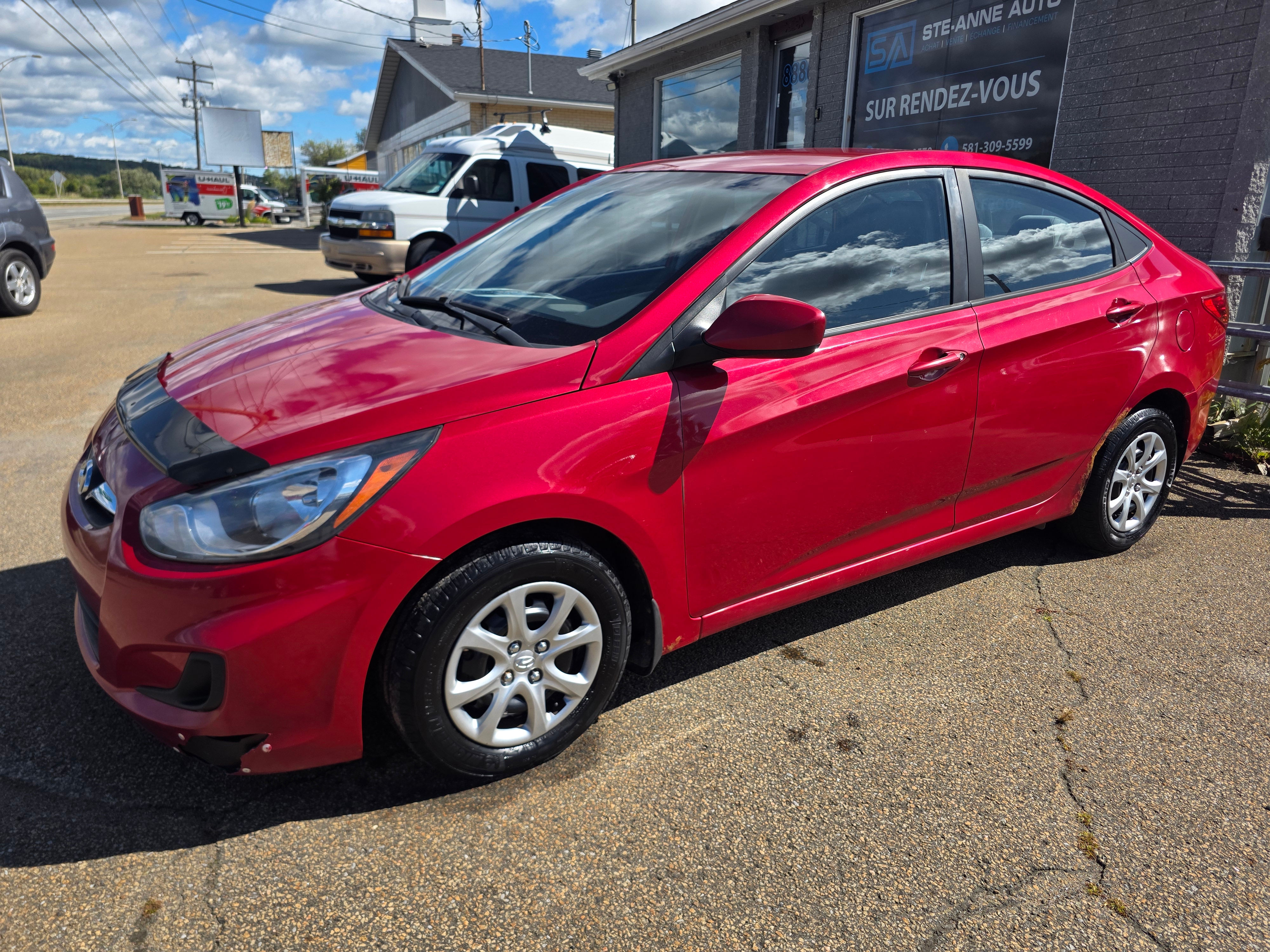 Hyundai accent 2013