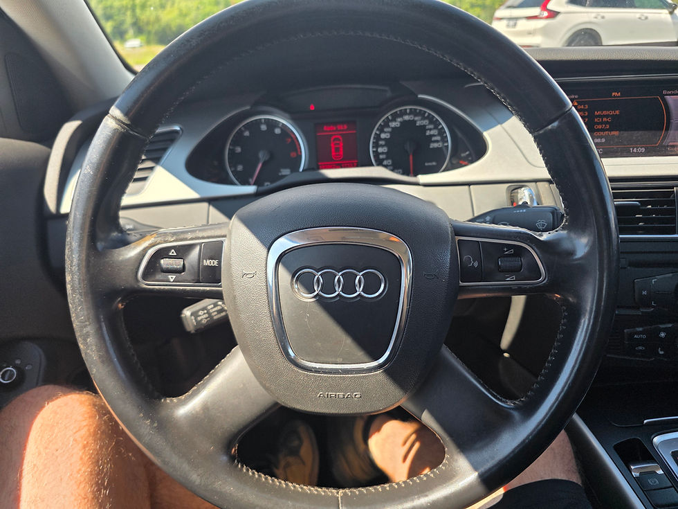 Miniature : AUDI A4 2012