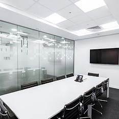 meeting-room-730679_1280.jpg