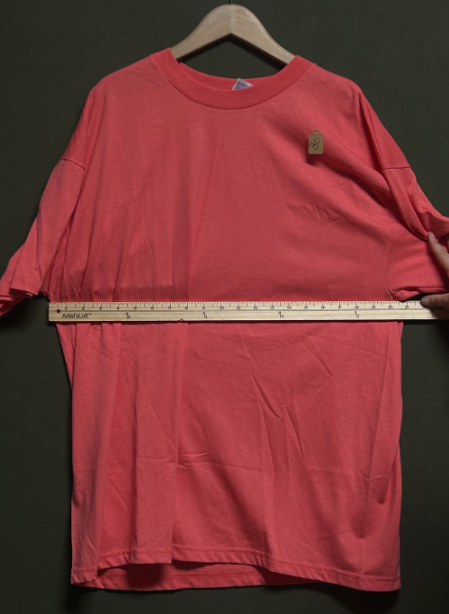 Thumbnail: Pink vintage tee