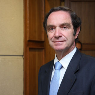 Ministro de Justicia reiteró que sigue siendo posible ir a votar con la cédula de identidad vencida