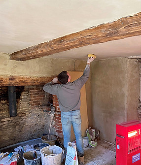 Lime%20Plastering%20Finish%20Process_edited.jpg