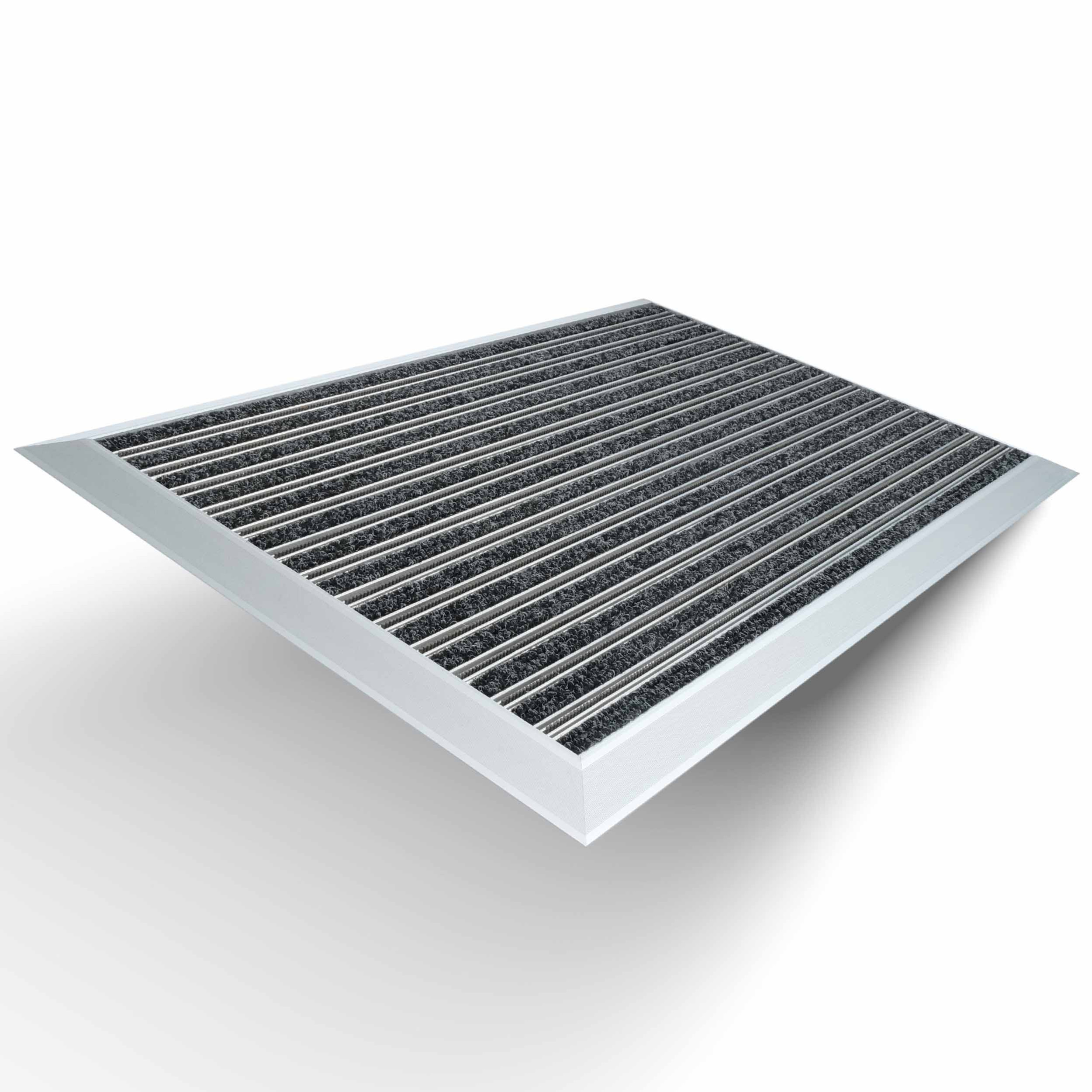 Black Ribbed Mat with Grey Brush Stripe