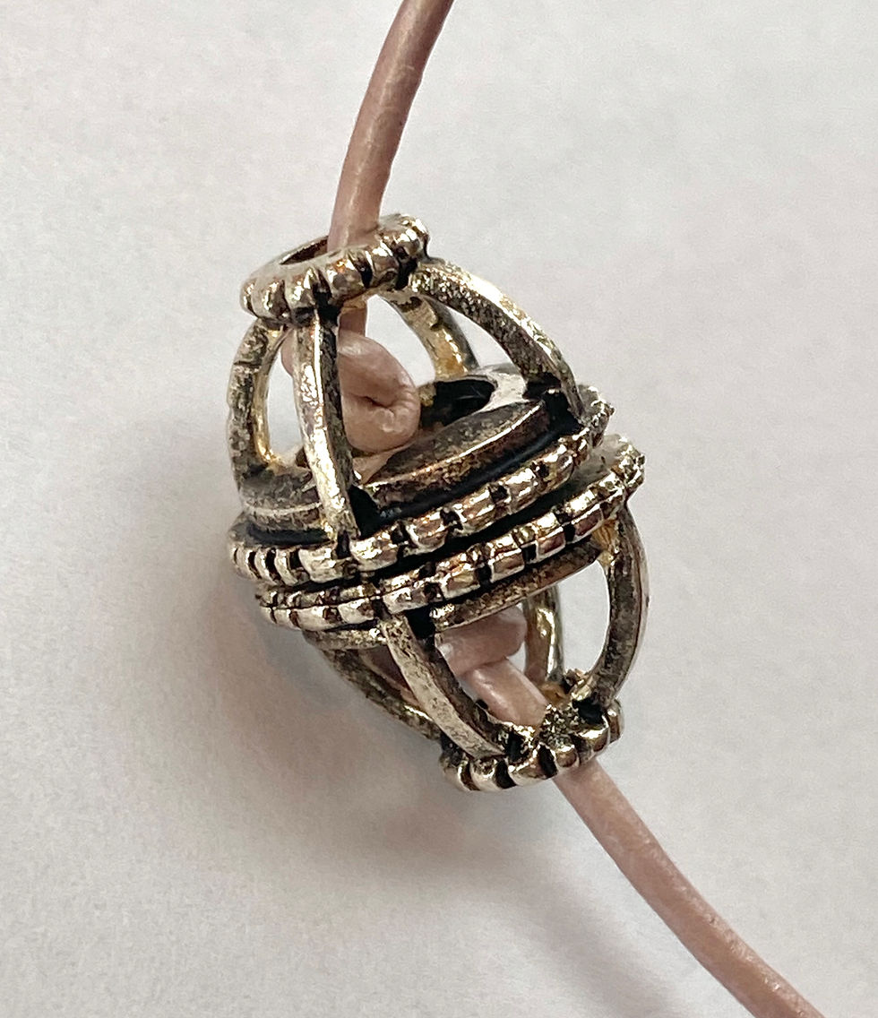 Thumbnail: Tie - On Magnetic Cord Clasp