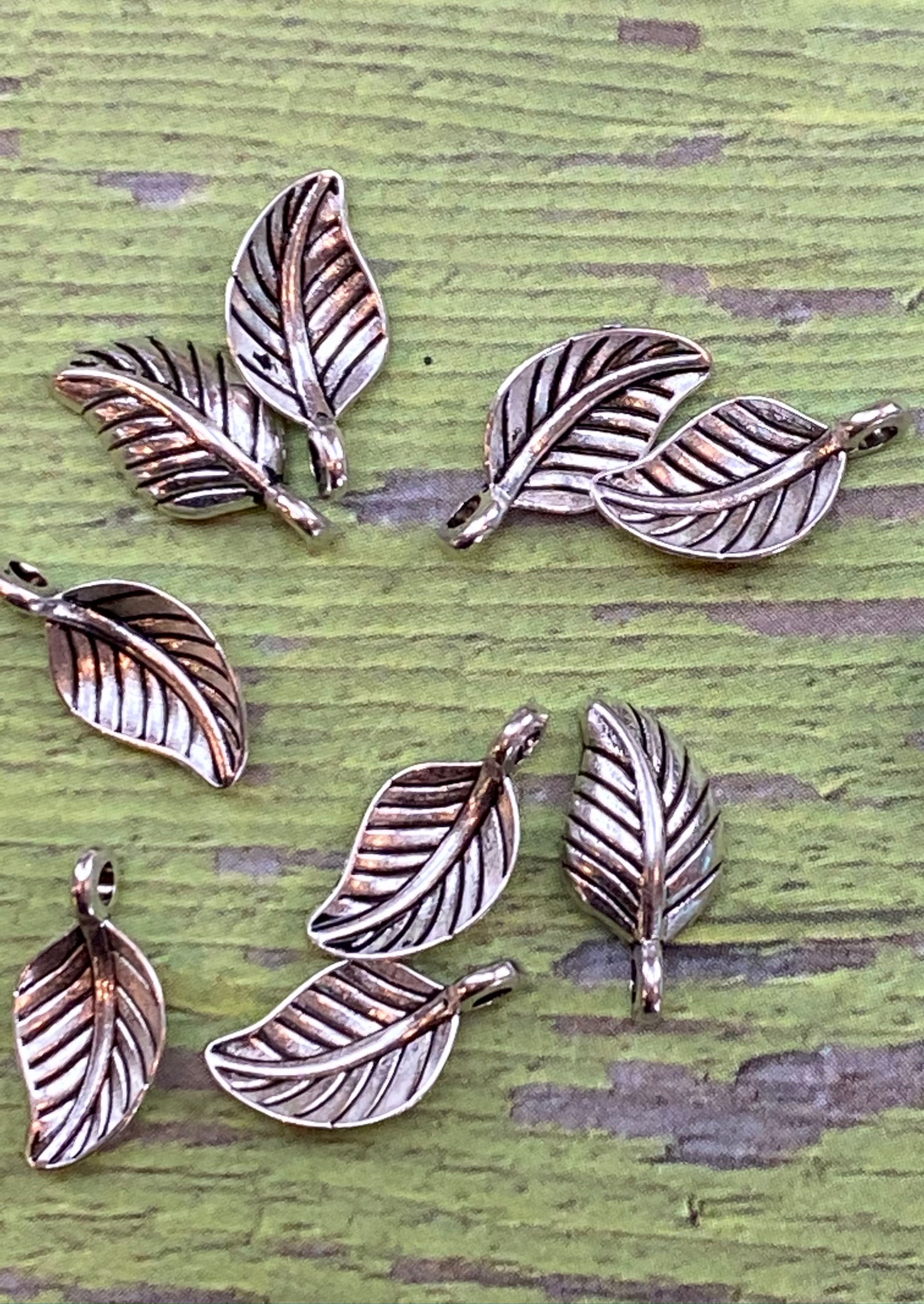 Hill Tribe Silver Leaf (2 pcs)