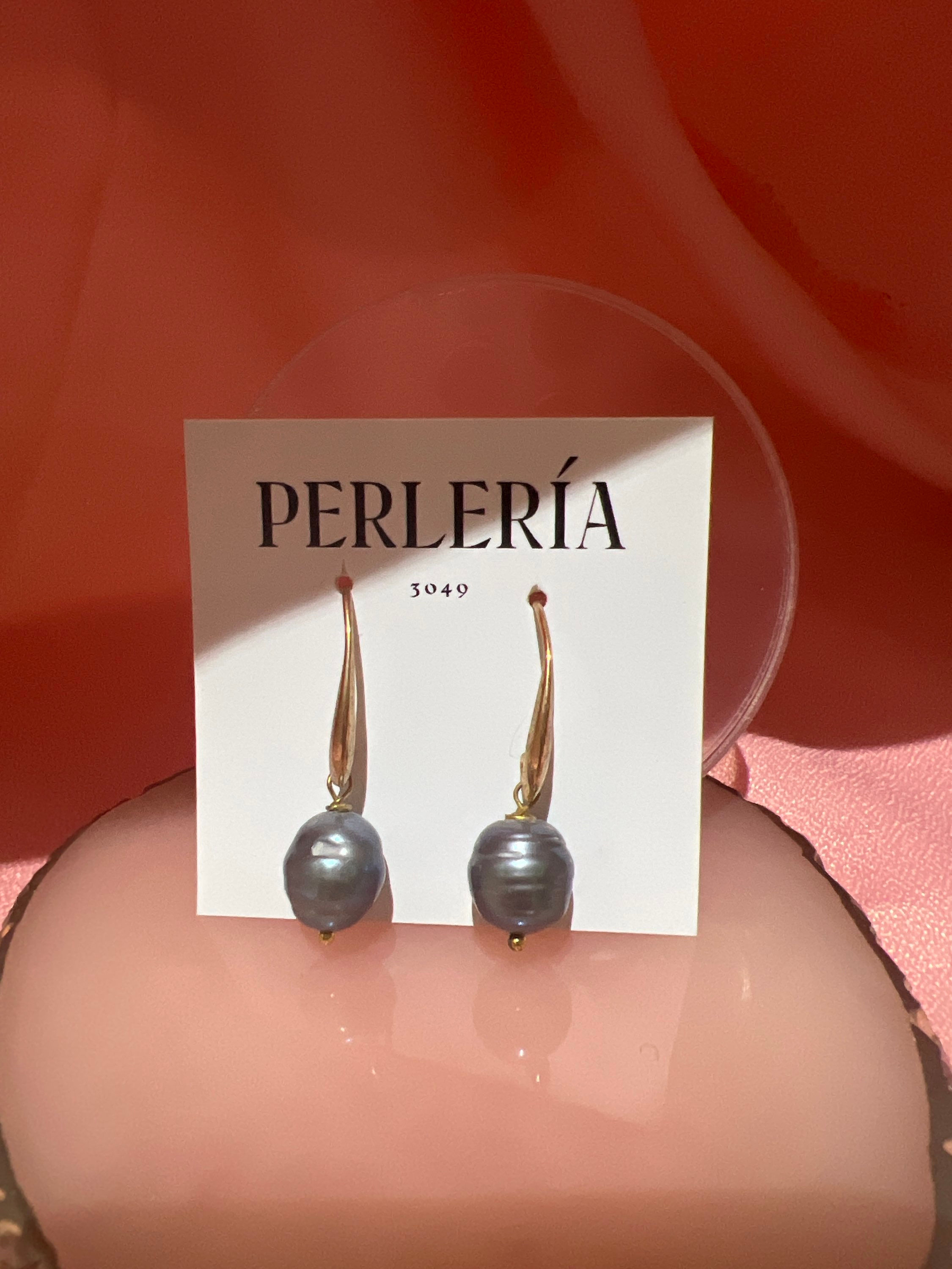 Arete sencillo gris