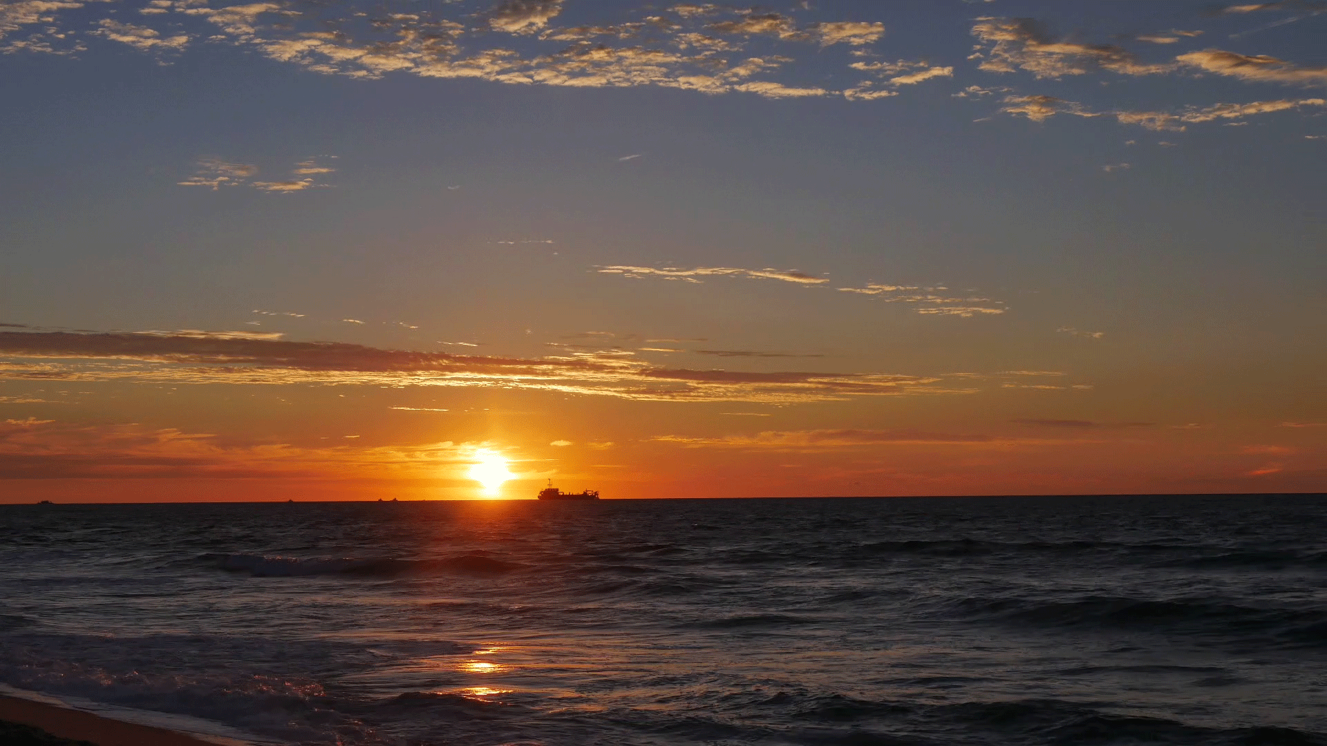 Ship-Bottom-Beach.gif