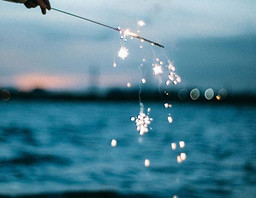 ネイビーモバイル_西尾市 on Instagram_ _街明かりが対岸にしかないから、すぐに辺りが真っ暗。 _ #as_archive #jp_mood #todays_blue_