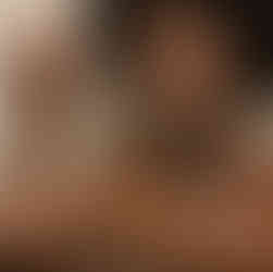 Buy natural face oils and serums – Marula Oil, Kalahari Melon Seed Oil, Crush It Oil, Marie Rejuvenating Serum, and Rae Luxury Face Serum for glowing, healthy skin