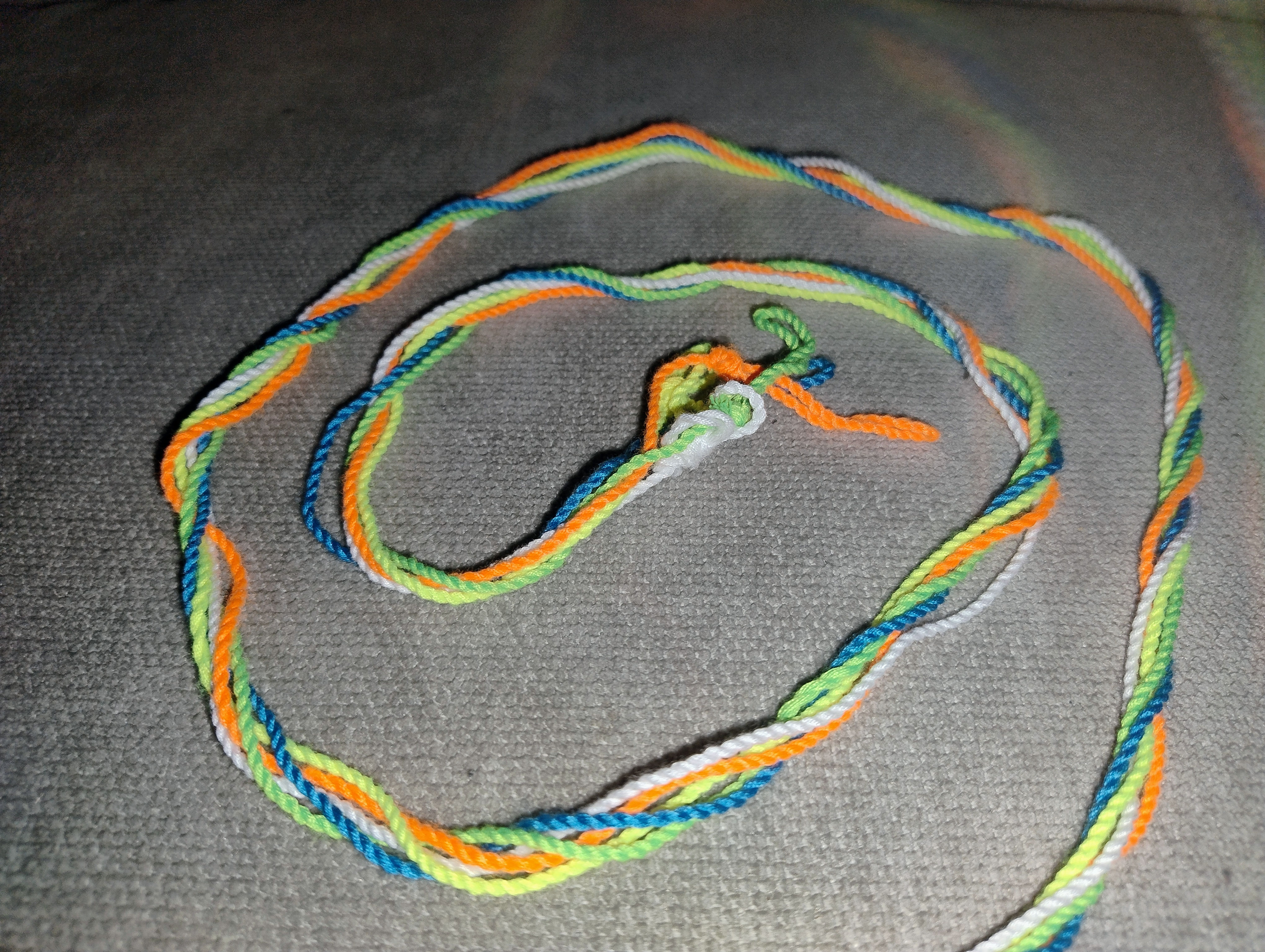 Extra yoyo string