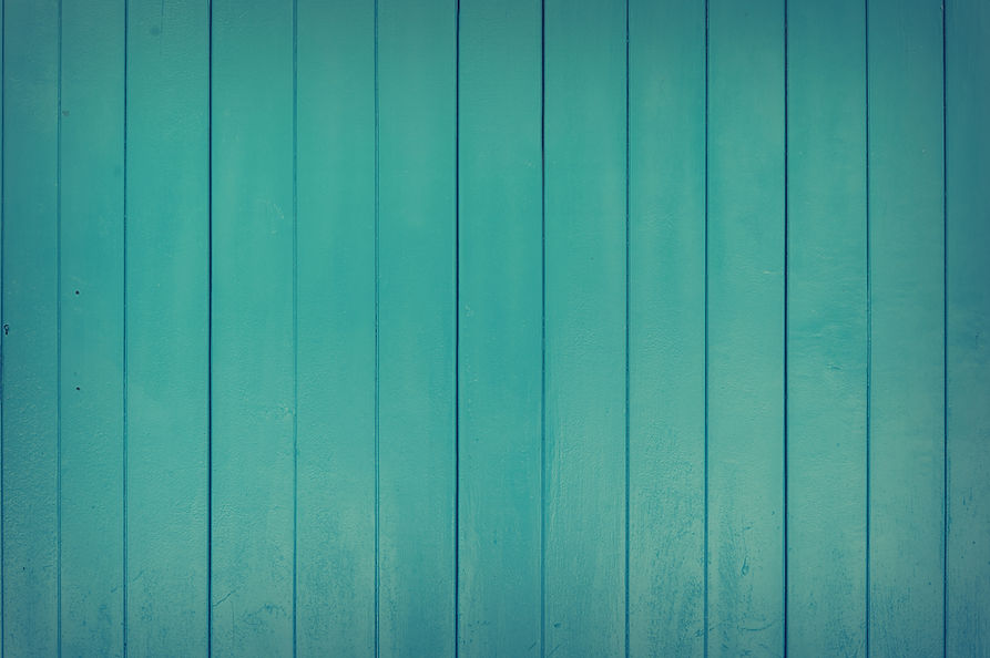 blue green wall.jpeg