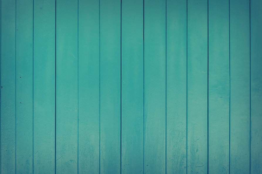 blue green wall.jpeg